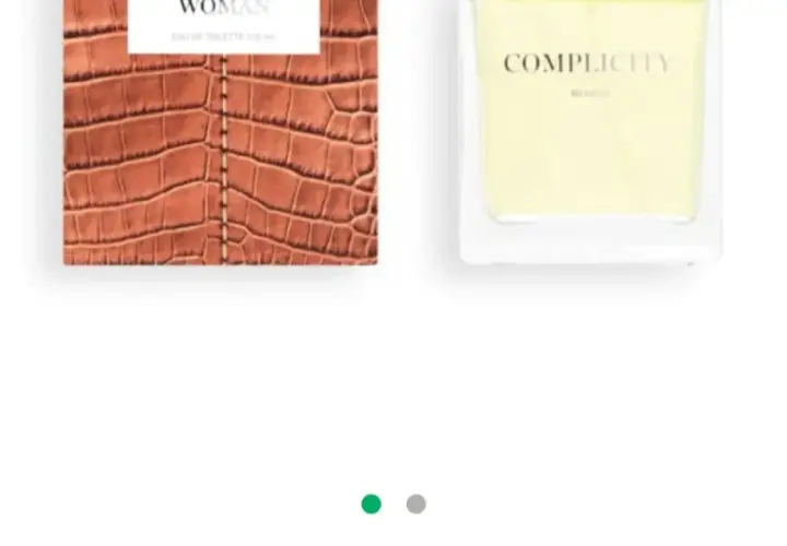 Perfume "Complicity Woman" de Mercadona, con caja de imitación piel de cocodrilo y frasco de cristal.