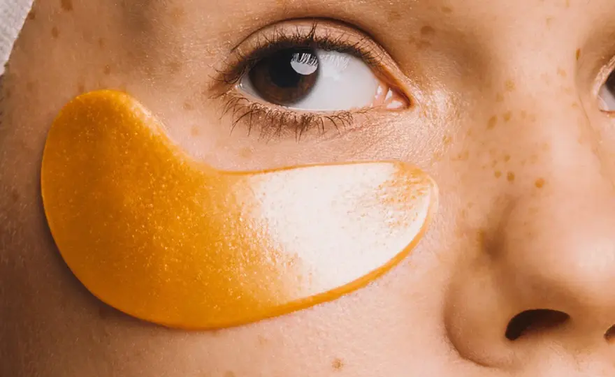 Cómo drenar las bolsas de los ojos sin irritar la piel