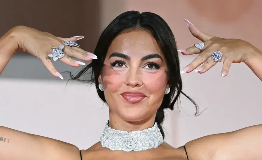 Anillo Georgina Rodríguez - Lujo y estilo que inspira