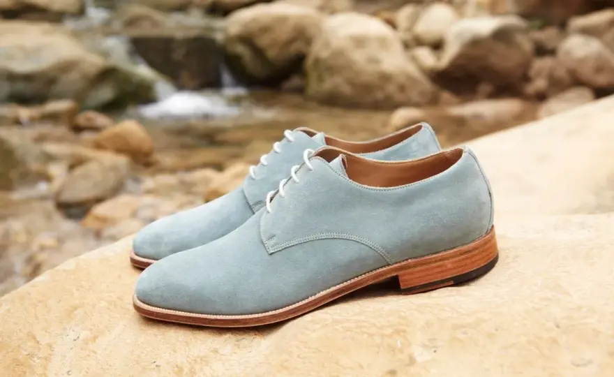 Zapatos de ante - Cómo reconocer su calidad y cuidarlos sin errores