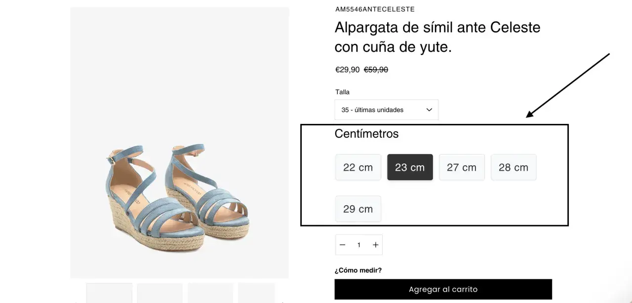 Alpargatas azules con cuña de yute. Se muestra cómo se mide el tacon de un zapato en centímetros, con opciones de 22, 23, 27, 28 y 29 cm.