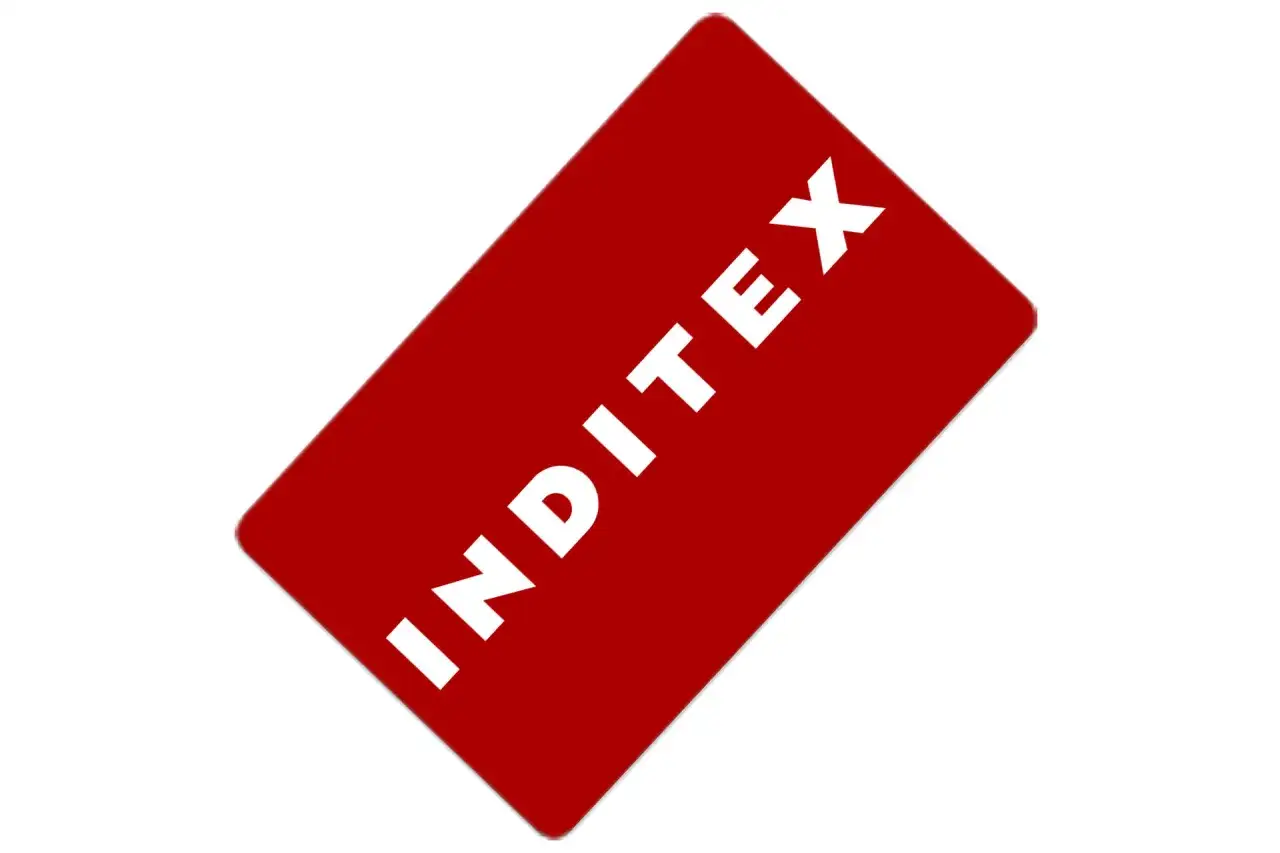 Tarjeta regalo Inditex en rojo con texto blanco. Ideal para comprar moda en Zara, Pull&Bear, Massimo Dutti, Bershka, Stradivarius, Oysho, Zara Home y Uterqüe.